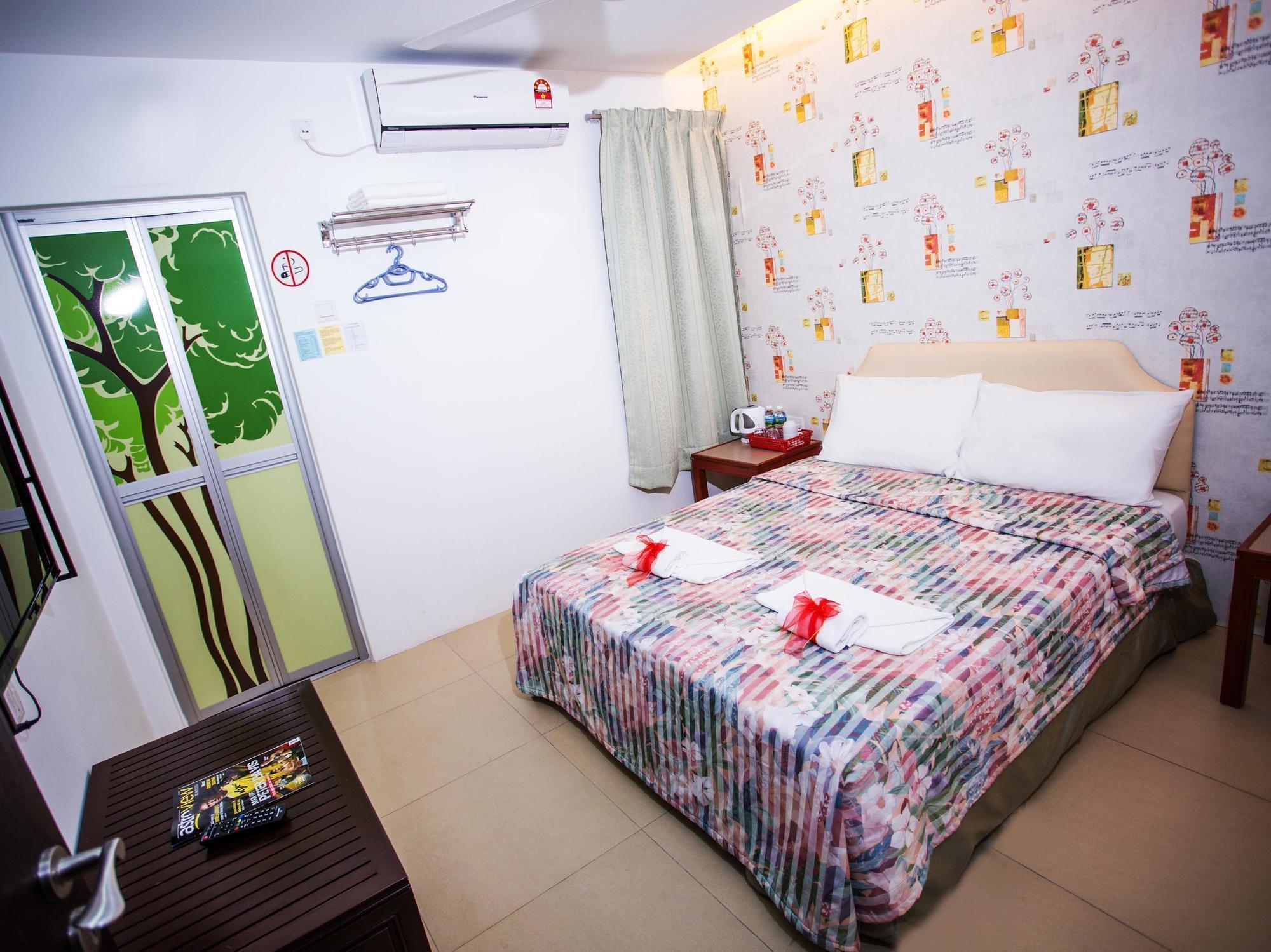 Kb50 Guesthouse Kuantan Bagian luar foto