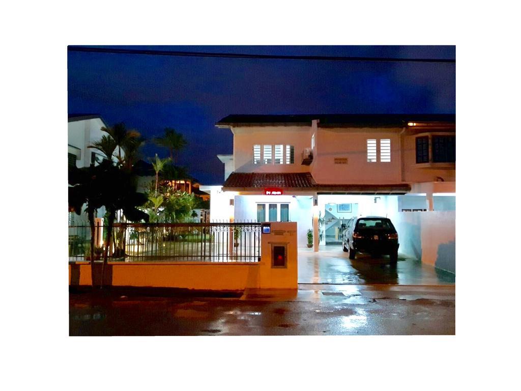 Kb50 Guesthouse Kuantan Bagian luar foto